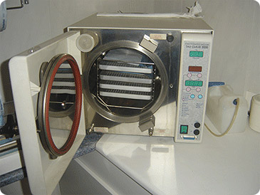 Machine de stérilisation - (Autoclave)